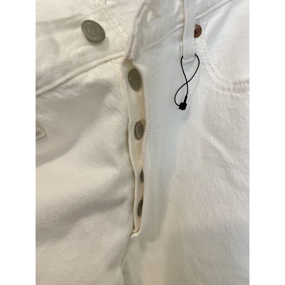 White Levi’s Jeans BIG E New w/Tags High Rise-Straight Leg Button Fly 28x26 - Picture 5 of 8